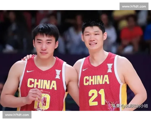 中国男篮迎战美国队,实力差距与年轻球员成长引发热议 中国男篮迎战美国队,实力差距与年轻球员成长引发热议